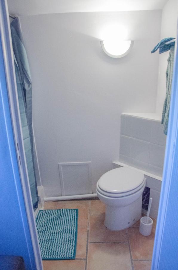Studio Entre Cevennes Et Camargue Montfrin Екстер'єр фото